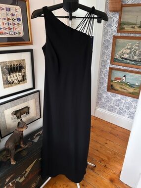 Vintage Evan Picone Elegant One-Shoulder Black Dress with Strappy Detail 90s Y2K